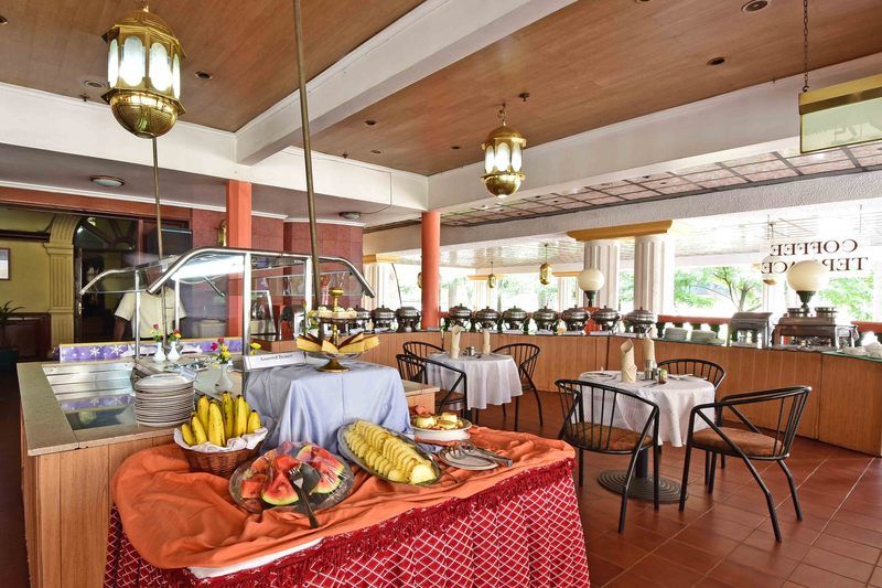 Grand Imperial Hotel Кампала Екстериор снимка